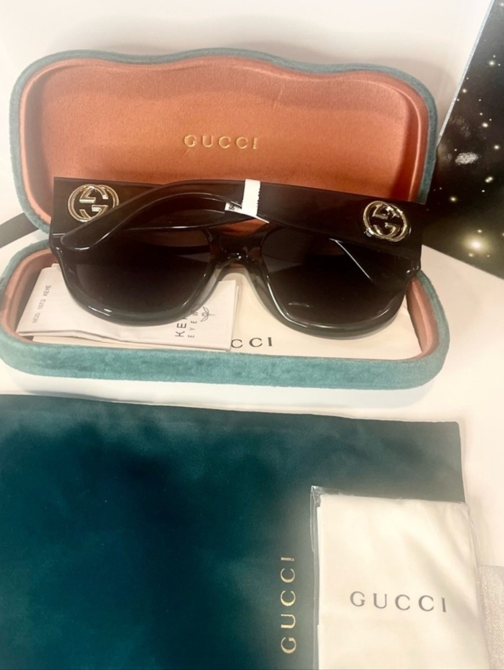 Gucci GG NWT Retail $360 Black Sunglasses Gold Hardware. Full Inclusion - Picture 13 of 13